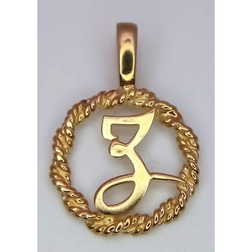 821 - 9kt Yellow Gold 'Z' initial Charm/Pendant.
1cm in length.
Weight: 0.7g
67901