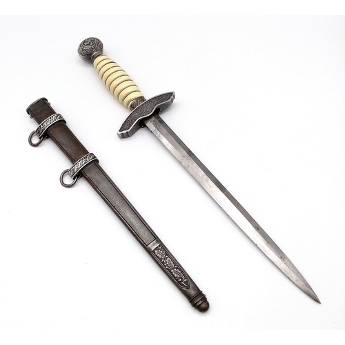 76 - 3rd Reich 2 nd Pattern Luftwaffe Officers Dagger. Produced by wMw Waffen Circa 1937. There is acrack... 