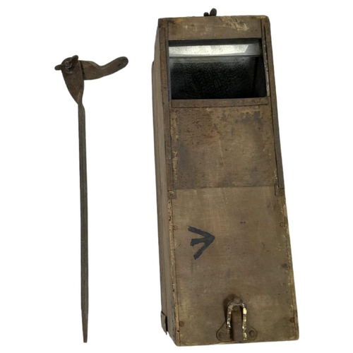 152 - WW1 British Adams Folding Trench Periscope in its original canvas carry case. Circa 1916.