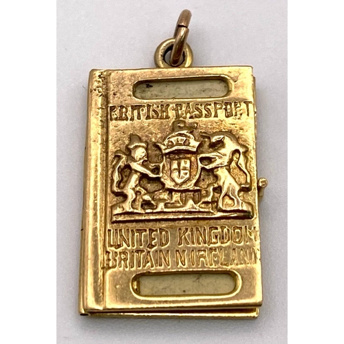 390 - 9K Yellow Gold Passport Charm/Pendant.
Opens to reveal Papers Stamped inside.
Weight: 4.8g
SC-3066