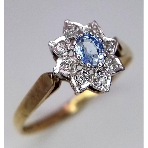 665 - 9K Yellow Gold Blue Stone & Diamond Cluster Ring.
Size: O
Weight: 1.5g
SC-3051