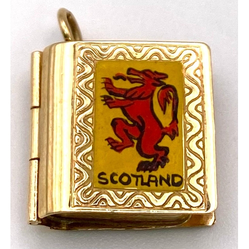 797 - 9K Yellow Gold Scottish Book Charm/Pendant.
Opens to reveal famous landmarks in Scotland, such as Be... 