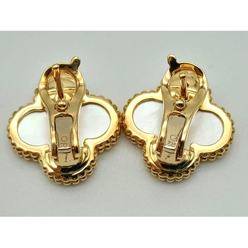 752 - A Pair of 18K Yellow Gold Mother of Pearl Clover-Shaped Earrings. 7.6g total weight. Ref: 13649