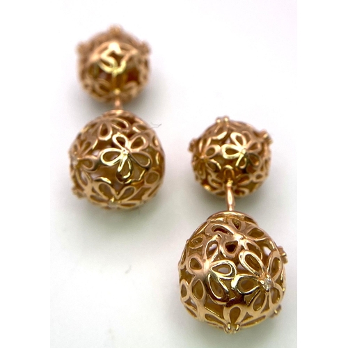 545 - A 14K YELLOW GOLD FANCY FILIGREE SCREW FITTING DOUBLE SIDED BALL STUD EARRINGS 4G