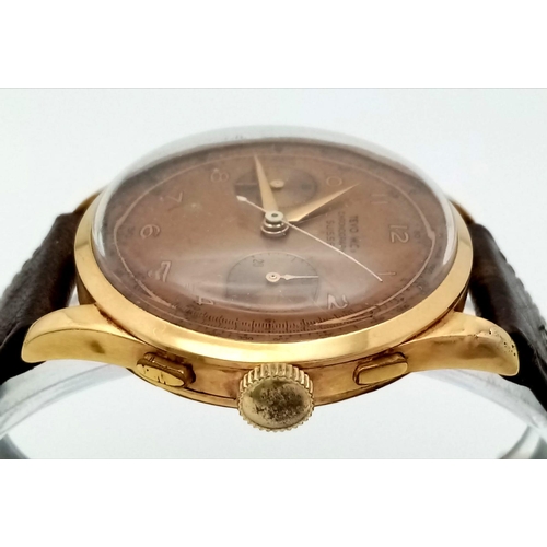 546 - A Wonderful and Rare Vintage Tevo WC 18k Gold Chronograph Gents Watch. Brown leather strap. 18k gold... 