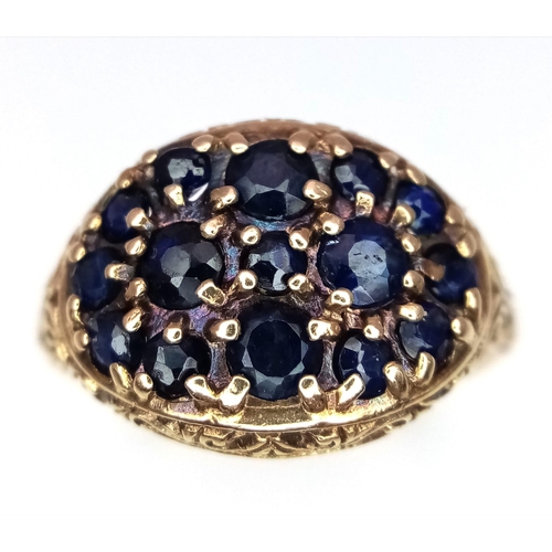 621 - 9K Yellow Gold Sapphire Set Ring.
Size: M/N
Weight: 3.1g
SC-3078