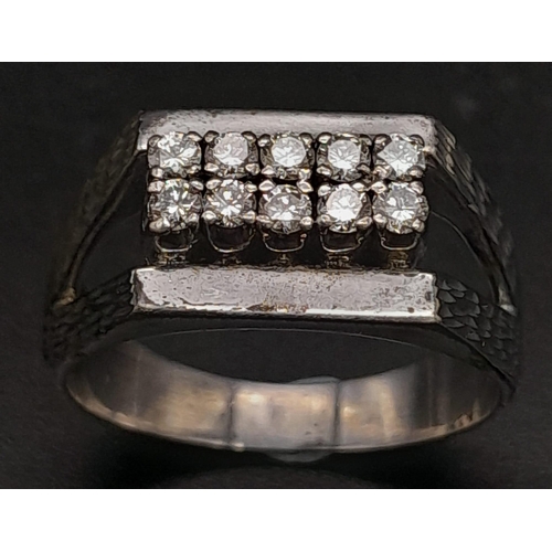 868 - Sterling Silver Ring set with Round Brilliant Cut Diamonds, 0.25CT.
Size: Q
Weight: 5.4g
SC-3031