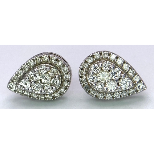 242 - 18K White Gold, Diamond (0.40ct) Set, Pear-shaped Stud Earrings.
Measures 1cm.
Weight: 2.3g
A/S 8009... 