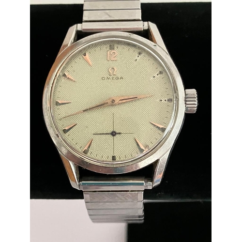 315 - Gentlemans vintage 1950 OMEGA WRISTWATCH 2639-4. Calibre 265. Serial number 1275 1654. Full working ... 