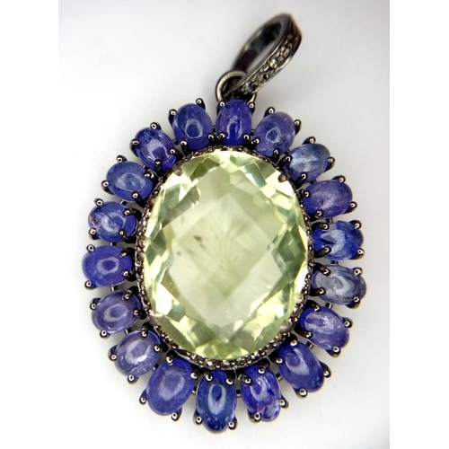 738 - A Green Amethyst with Tanzanite and Rose-Cut Diamond Halos Pendant. Set in 925 silver. Amethyst - 30... 