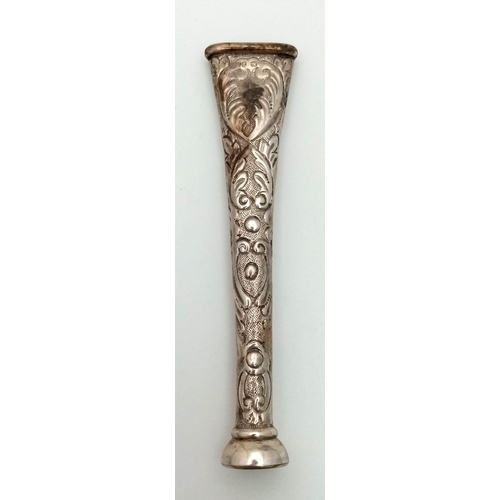 964 - A Highly Detailed Antique Silver Opium Pipe. 
12cm Length. 17.68 Grams.