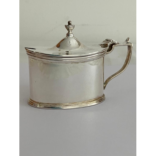 56 - Vintage 1989 SILVER MAPPIN and WEBB MUSTARD POT with blue glass liner in perfect condition. Silver w... 