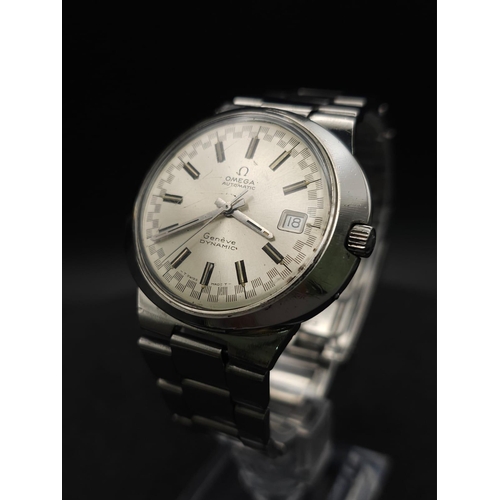 709 - Omega Geneve Dynamic Men's Watch.
In working order, watch displays date and 42mm wide. Stainless ste... 