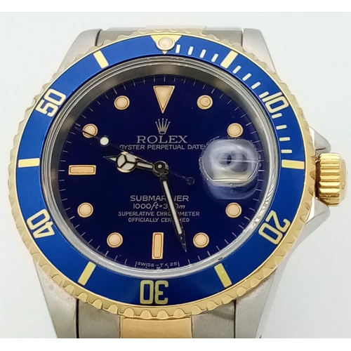 309 - A Classic Rolex Bi-Metal Submariner Gents Watch. Bi-metal bracelet and case - 40mm. Midnight blue be... 