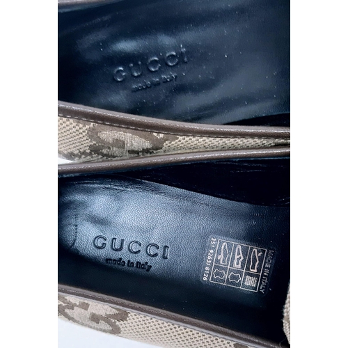 162 - Gucci Women's MAXI Jordaan Loafers.
GG monogram patterning, quality leather and gold tone hardware. ... 