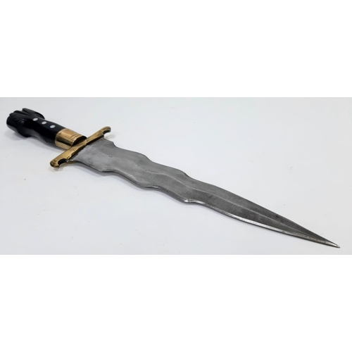 670 - A Vintage, Excellent Condition, High Quality Kris Knife in Leather Sheath. 
39cm Length