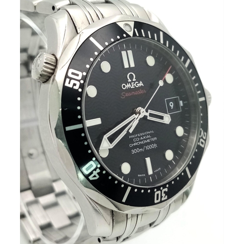 905 - An Omega Seamaster 300M Gents Divers Watch. Stainless steel bracelet and case - 41mm. Black dial wit... 