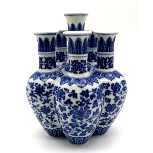 48 - An Antique Chinese Blue and White Conjoined Vase. Possibly Qianlong period - six marks on base. Six ... 