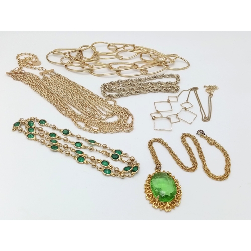 903 - A Selection of 6 Gold Tone Costume Jewellery Necklaces. 210.10g total weight. Please see photos for ... 