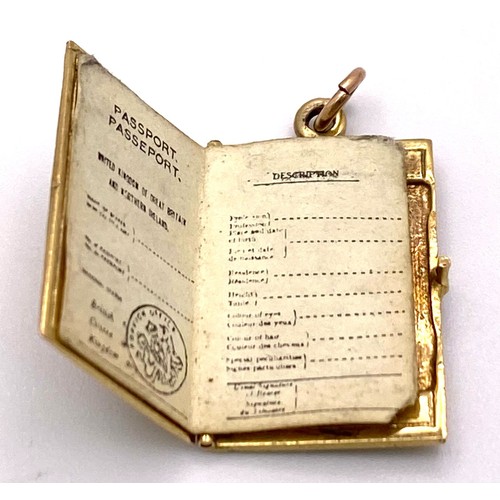 390 - 9K Yellow Gold Passport Charm/Pendant.
Opens to reveal Papers Stamped inside.
Weight: 4.8g
SC-3066