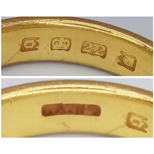 194 - A Vintage 22K Yellow Gold Band Ring. Size M. 6.35g weight.