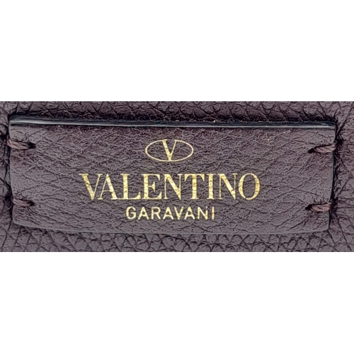 83 - A Valentino Garavani VSLING shoulder Bag in Soft Burgundy Calfskin. Nappa Leather Interior With Cent... 