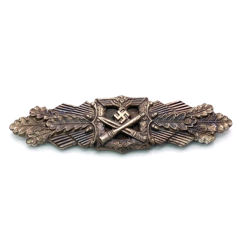 135 - WW2 German Close Combat Clasp. Makers Marked “FLL” for Friedrich Linden, Lüdenscheid.