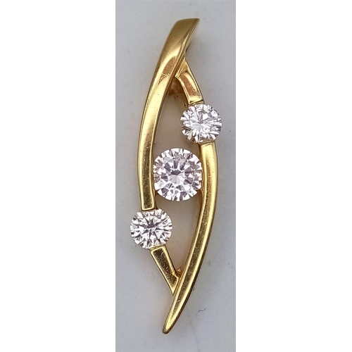 421 - A 18K YELLOW GOLD DIAMOND SET PENDANT 0.25CT 1.9G DESIGNED BY PRAVINS