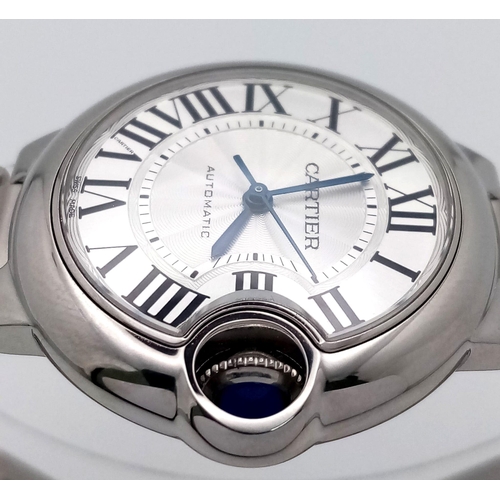 18 - A CARTIER BALLON BLEU AUTOMATIC LADIES WATCH IN STAINLESS STEEL, VERY GOOD CONDITION WITH ROMAN NUME... 