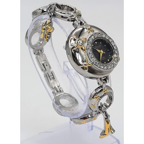 1799 - A Ladies Qmax Quartz Fashion Bracelet Watch.
16.5cm Length. Case measures 27mm Wide. New Battery Fit... 