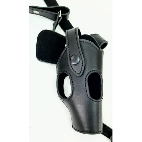 777 - A C.I.A. STYLE SHOULDER HOLSTER DESIGNED FOR THE LEFT ARMPIT , MADE IN BLACK LEATHER AND WITH DETACH... 