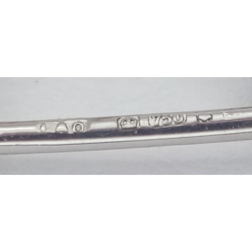 276 - Three 18 K white gold VIVIEN WESTWOOD HARDCORE DIAMOND safety pin brooches, lengths: 50 mm, 42 mm an... 