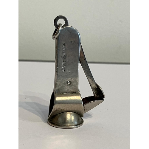 441 - Vintage SILVER CIGAR CUTTER. Working order. 5 cm.