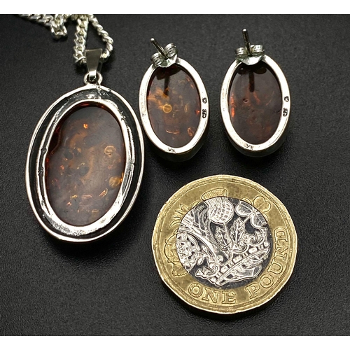 746 - Excellent Condition, Sterling Silver Amber Cabochon Necklace and Earring Set. 
44cm Length Sterling ... 