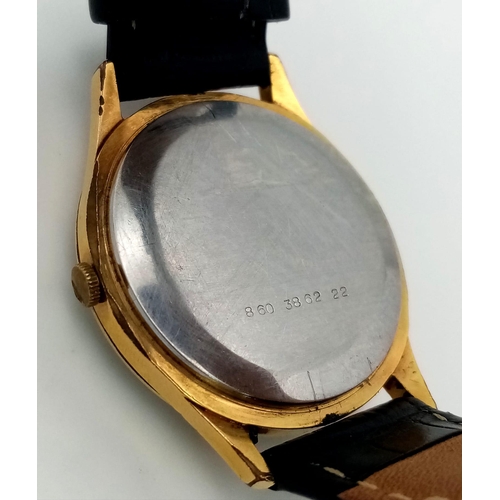 388 - A Men’s Gold Tone Certina Club 2000 Manual Wind Watch. 
Good Working Order. 36mm Including Crown.