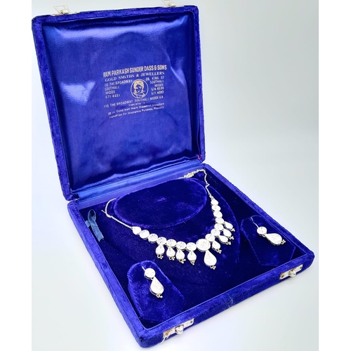 753 - A Unique Vintage or Antique Cased Silver Necklace and Matching Earring Set. 
60cm Length Detailed De... 