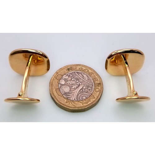 362 - A Pair of Classic Patek Philippe 18K Yellow Gold and Onyx Cufflinks. 14.65g total weight.