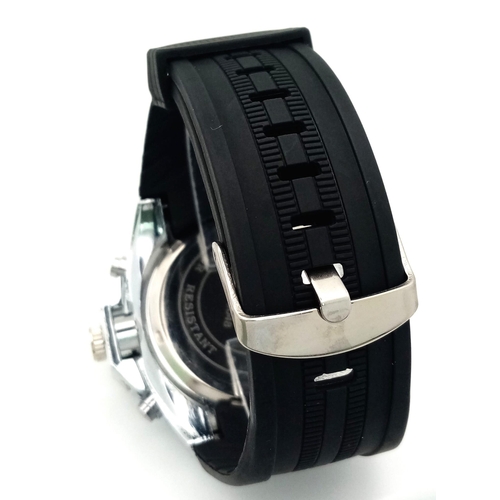 1216 - An Unworn Men’s V6 Superspeed Sports Divers Watch. 
54mm Including Crown. Black Rubber Strap. Replac... 