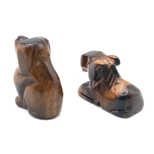 798 - 2 DOG FIGURES MADE IN 