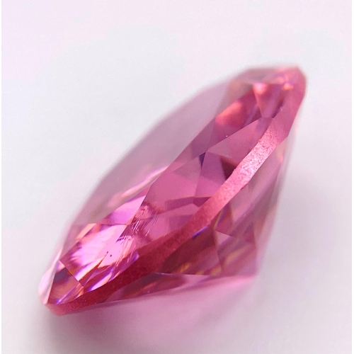 140 - A truly beautiful, large (21 carats), light pink/purple Kunzite, oval cut, flawless in every aspect.... 