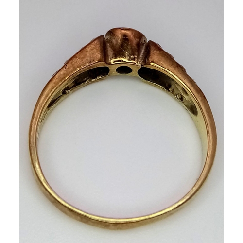 1363 - A vintage, 9 K yellow gold ring with clear round cut stones, ring size: O, weight: 2.8 g.