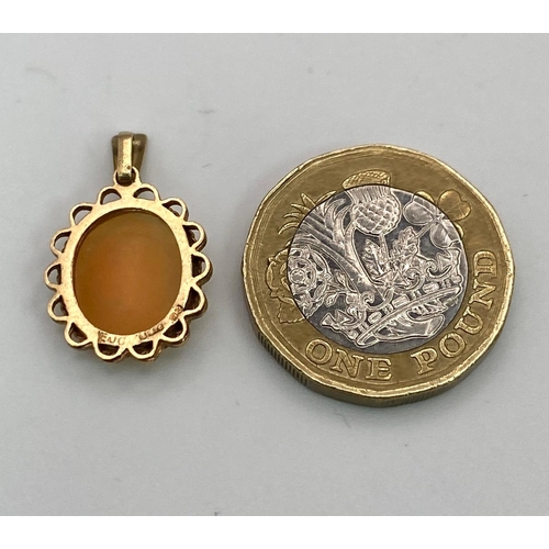 1527 - A Small Vintage 9K Gold Cameo Pendant. 25mm. 1.43g total weight.