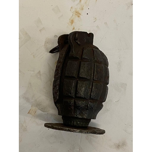 1573 - A British WW2 No.36 Mills Rifle Grenade. The grenade base is 
dated 11/17. UK sales only. ML513