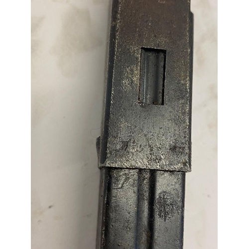 1464 - A WW2 German MP41 Magazine - Makers mark just visible.
ML521.