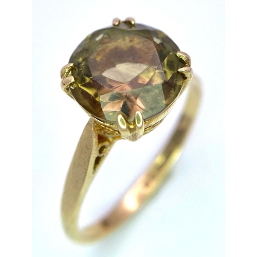 1579 - A Vintage 9K Yellow Gold Smoky Quartz Ring. Full UK Hallmarks. Round cut smoky quartz. Size O. 2.84g... 