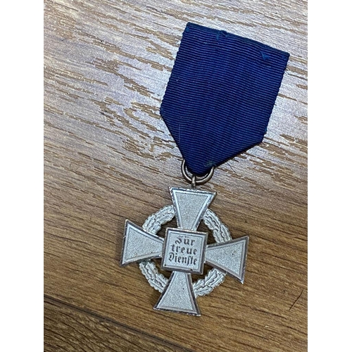 1750 - A WW2 Nazi 25 Year Faithful Service Award with Ribbon. ML539