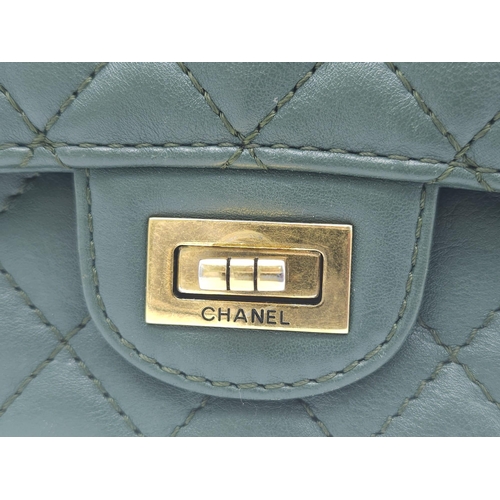 780 - Iconic Green Chanel Clutch. Adjustable gold tone chain handles, with gold tone hardware and diamond ... 