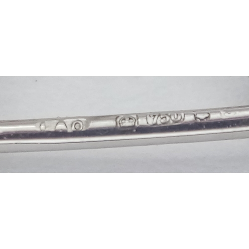 1215 - Three 18 K white gold VIVIEN WESTWOOD HARDCORE DIAMOND safety pin brooches, lengths: 50 mm, 42 mm an... 