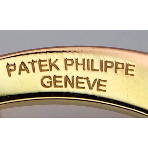 642 - A Pair of Classic Patek Philippe 18K Yellow Gold and Onyx Cufflinks. 14.65g total weight.