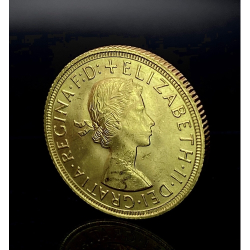 1 - A 1959 Queen Elizabeth II 22K Gold Full Sovereign. EF.